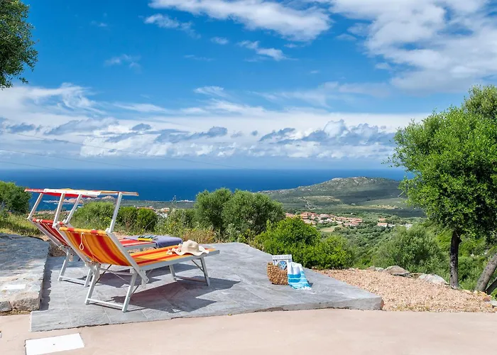 Sa Domo Isola Rossa Apartman *