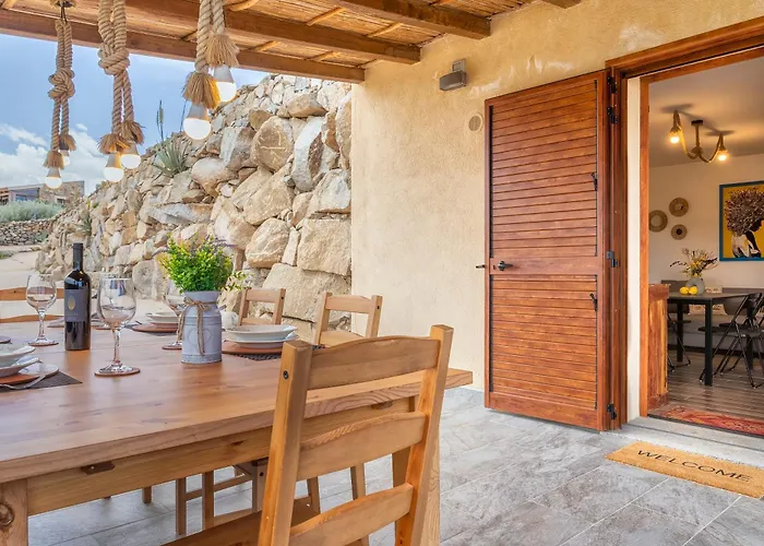 Sa Domo Isola Rossa * Trinità dʼAgultu